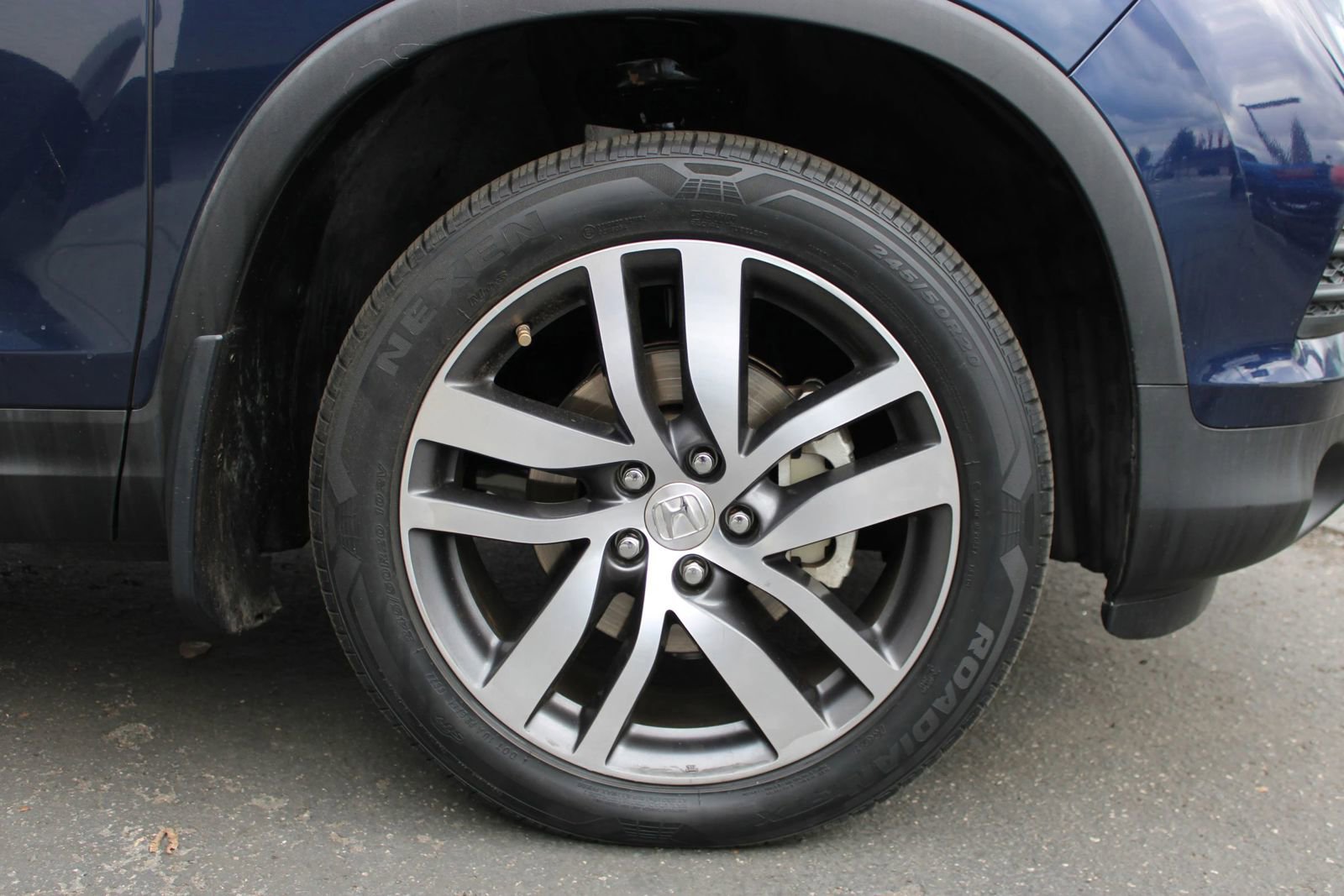 Used 2016 Honda Pilot Touring image 7