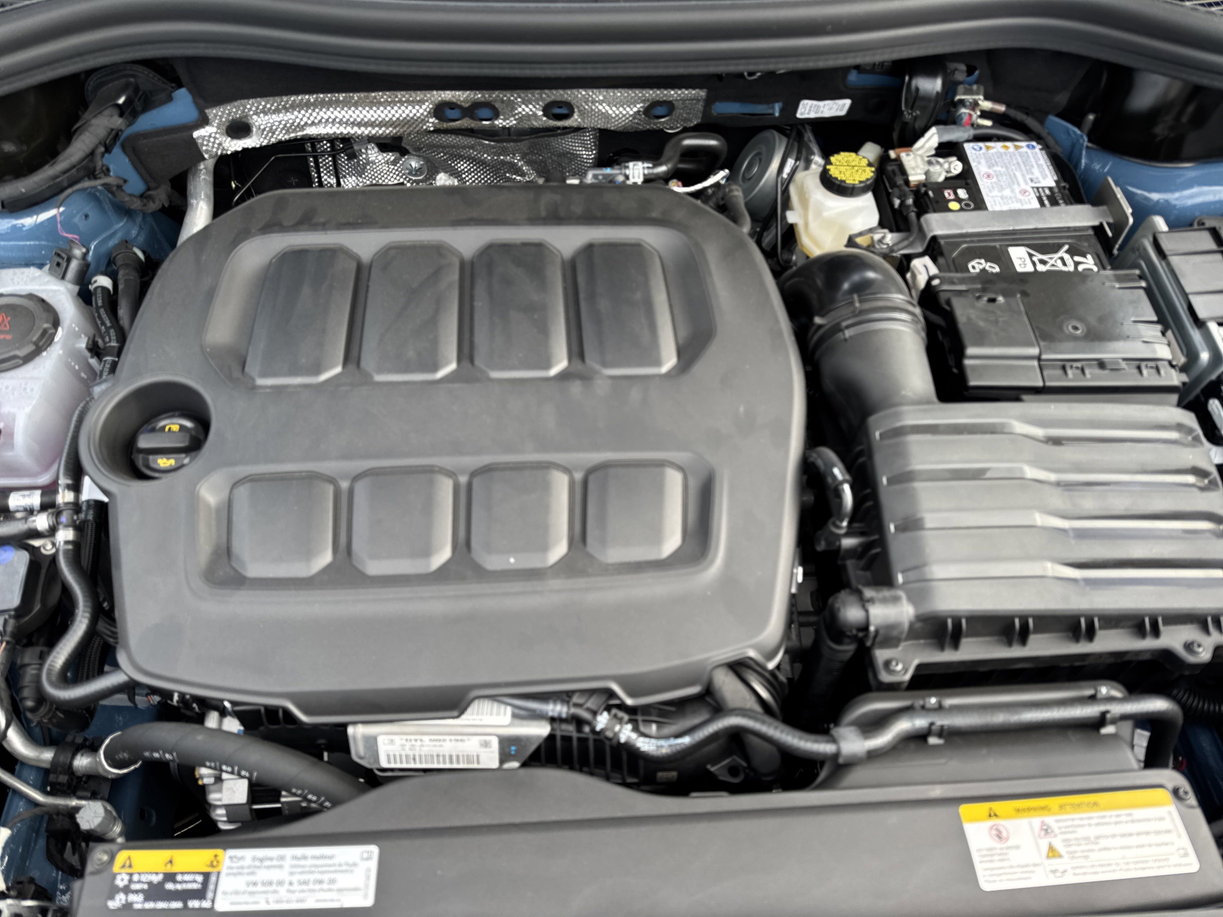 Certified 2026 Volkswagen Tiguan SE R-Line FWD image 52