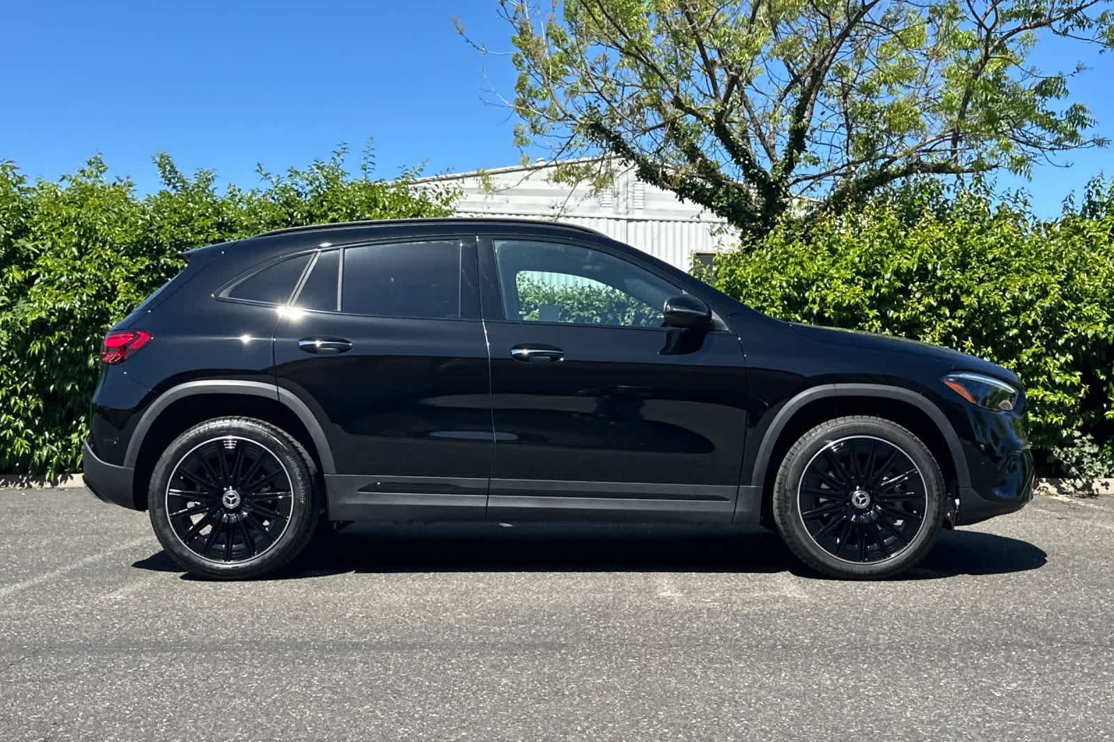 New 2026 Mercedes-Benz GLA 250 4MATIC image 2