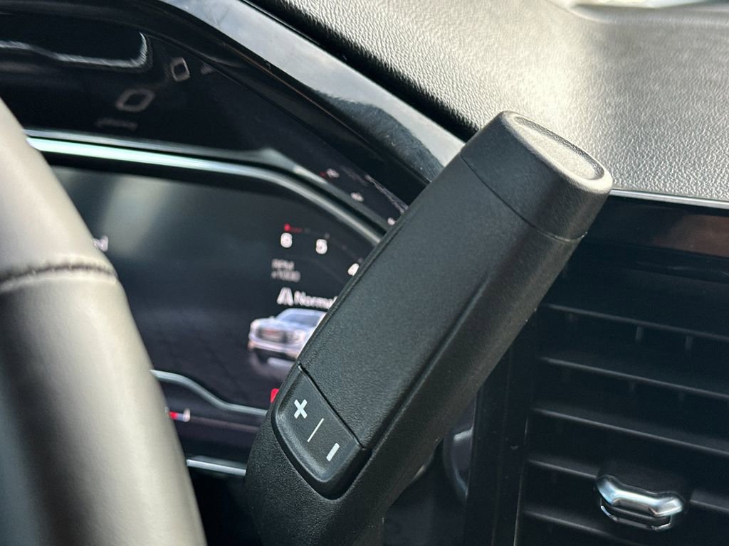 Used 2025 GMC Sierra 1500 SLE image 20