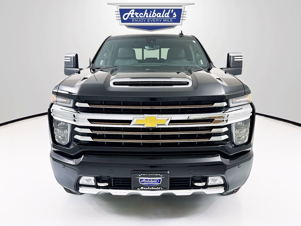 Used 2023 Chevrolet Silverado 3500 High Country image 2