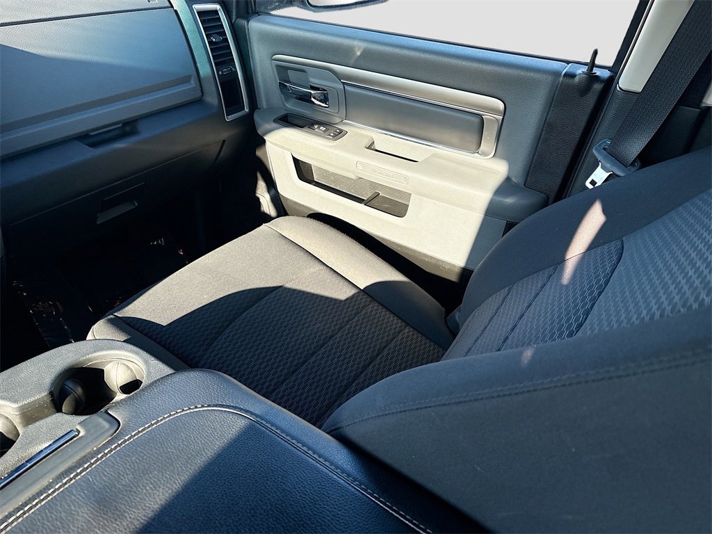 Used 2019 RAM 1500 Classic Warlock image 21