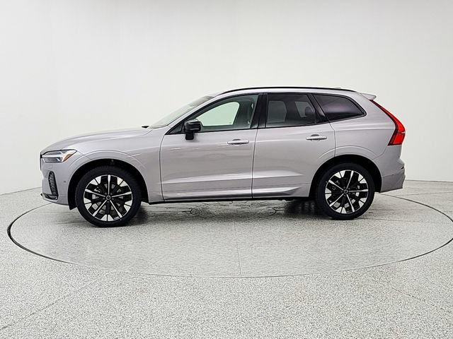 New 2026 Volvo XC60 B5 Plus w/ Protection Package Premier AWD/4WD image 8