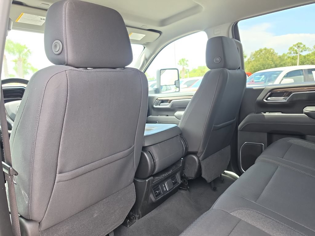 Used 2025 Chevrolet Silverado 2500 LT w/ Convenience Package AWD/4WD image 28