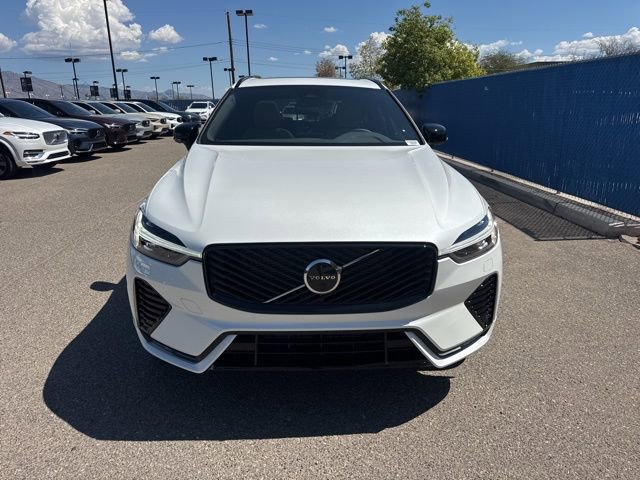 New 2026 Volvo XC60 B5 Plus w/ Protection Package Premier image 2