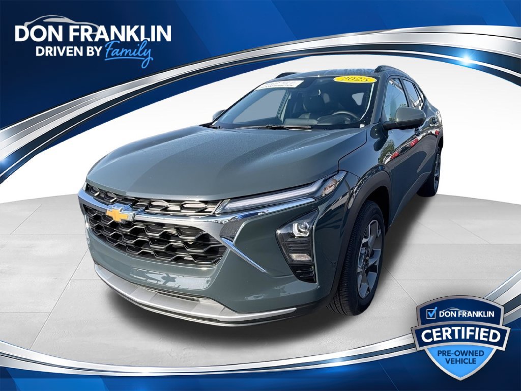 Used 2025 Chevrolet Trax LT w/ Driver Confidence Package FWD 360° Tour