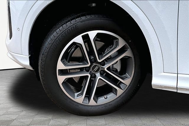 Certified 2025 Audi Q5 Premium Plus AWD/4WD image 8