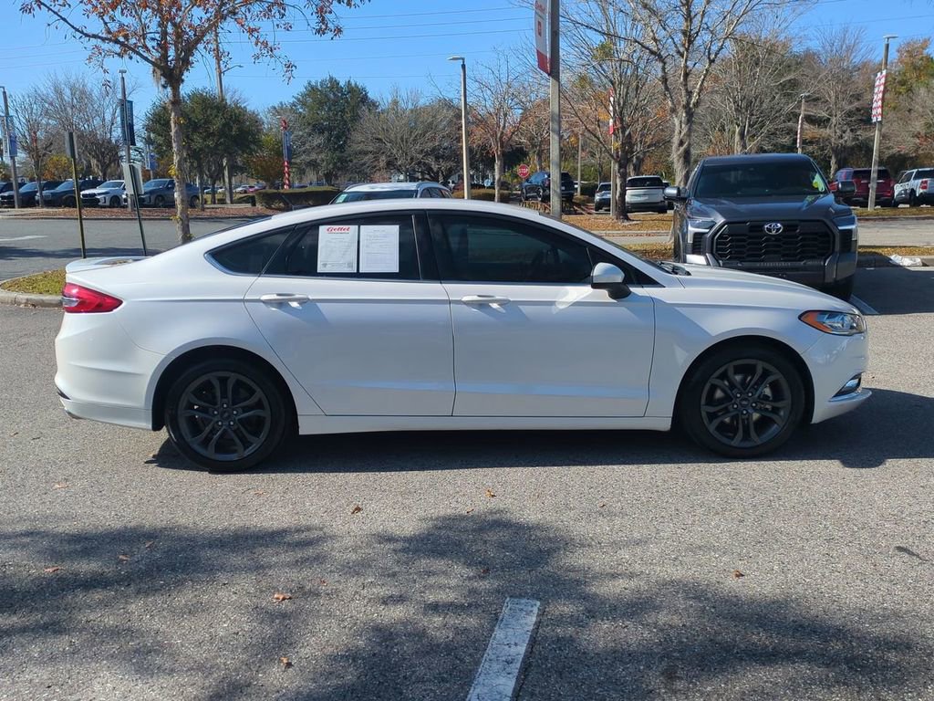 Used 2018 Ford Fusion SE w/ Equipment Group 201A image 4