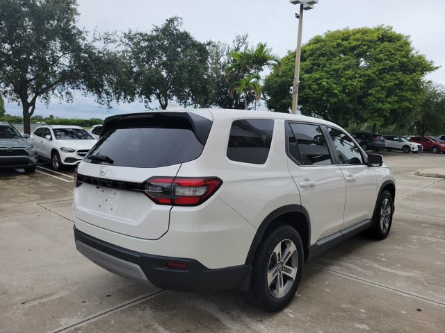 Used 2024 Honda Pilot EX-L image 7
