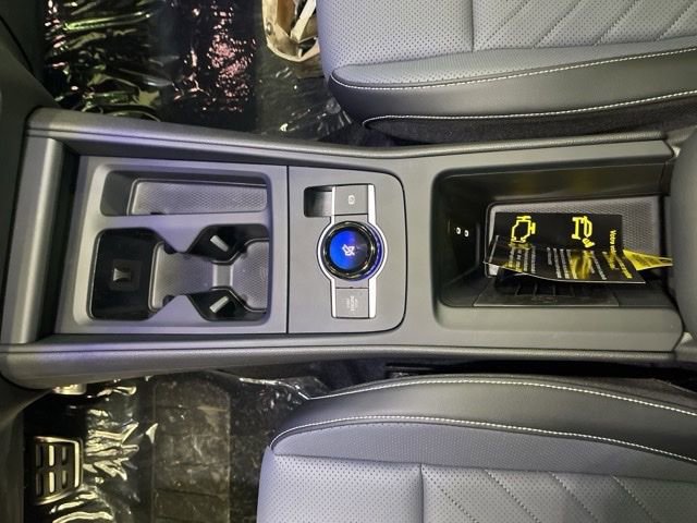 New 2025 Volkswagen Tiguan SE R-Line image 22