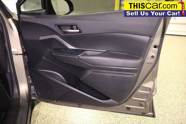 Used 2021 Toyota C-HR LE FWD image 33