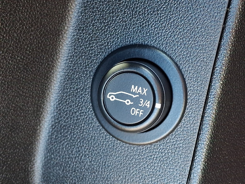 Certified 2024 Chevrolet Equinox LT FWD image 28