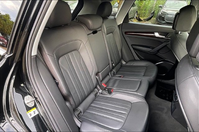 Used 2019 Audi Q5 2.0T Premium Plus w/ Convenience Package AWD/4WD image 27