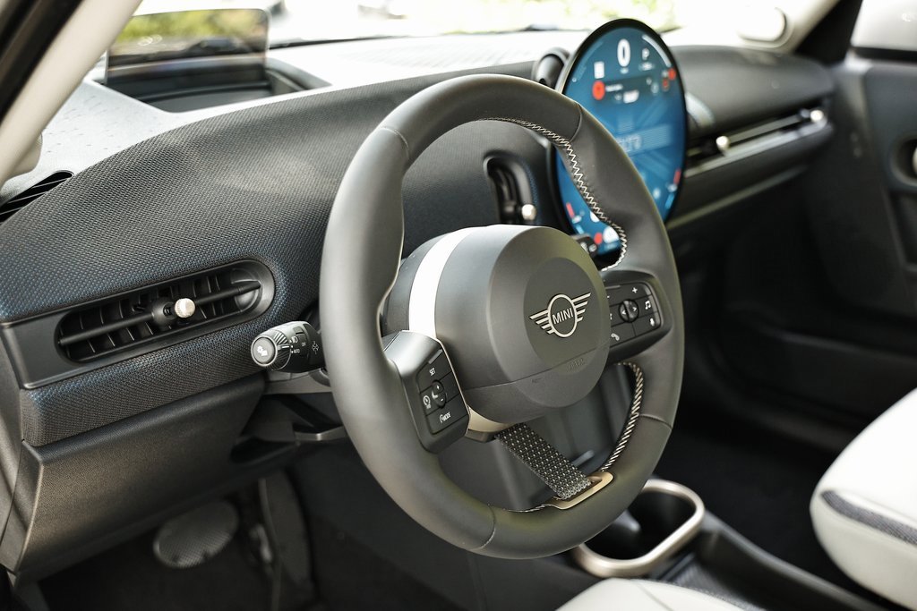 New 2025 MINI Cooper S image 19