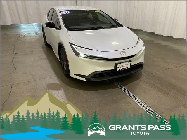 Used 2023 Toyota Prius LE