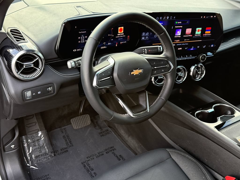 Used 2024 Chevrolet Blazer EV LT AWD/4WD image 25