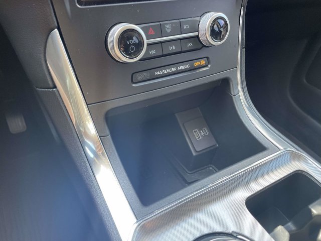 Certified 2024 Ford Edge Titanium AWD/4WD image 33