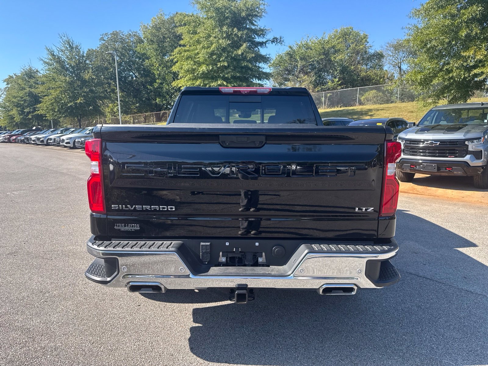 Used 2025 Chevrolet Silverado 1500 LTZ w/ LTZ Premium Package AWD/4WD image 7