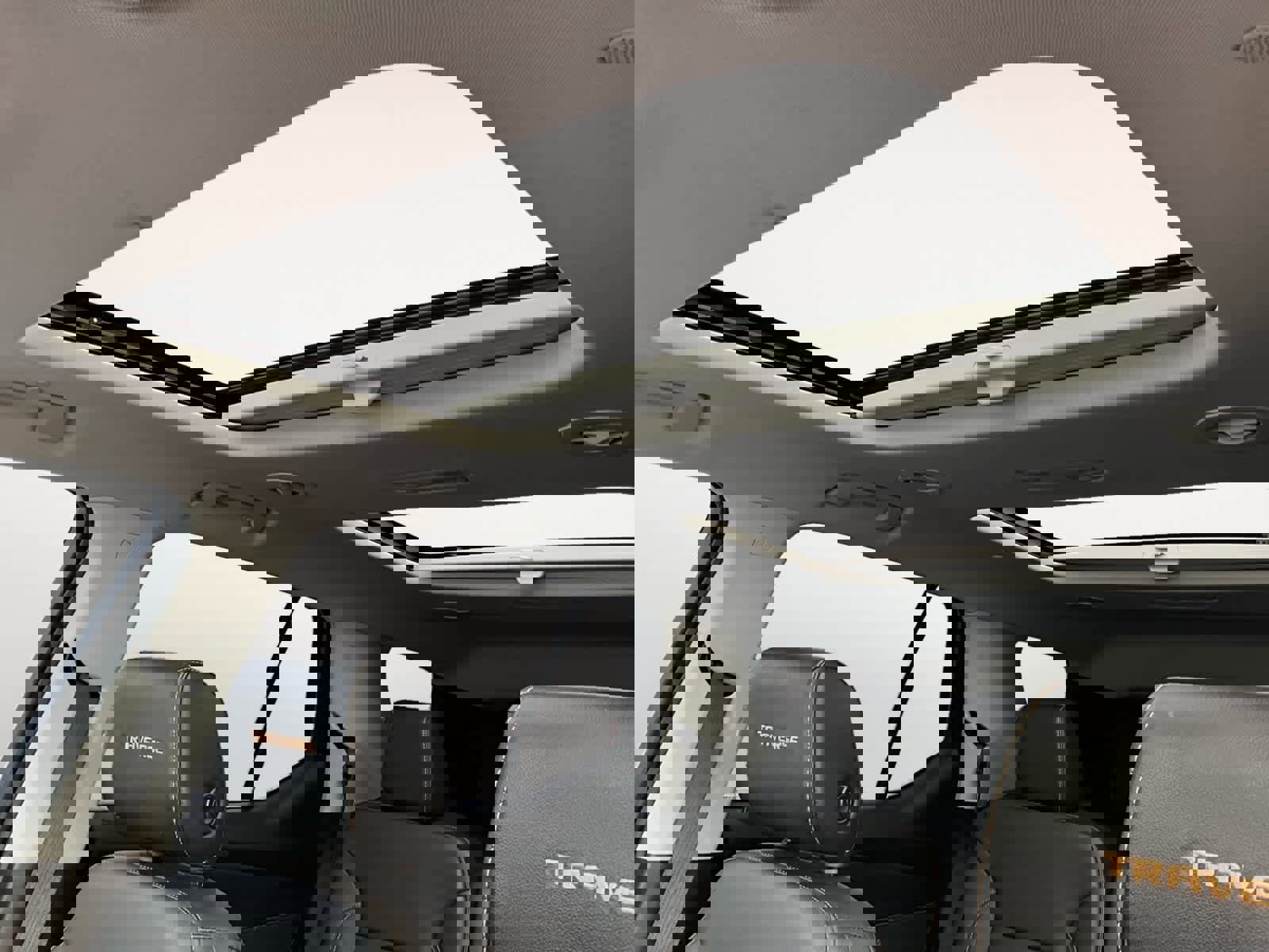 Used 2019 Chevrolet Traverse Premier w/ Redline Edition image 27