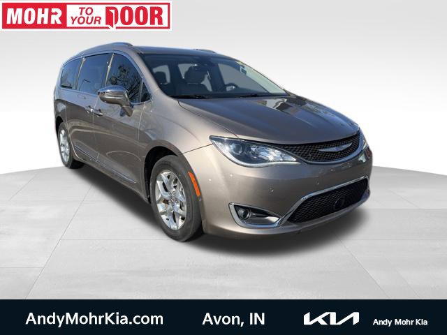 Used 2017 Chrysler Pacifica Limited w/ Advanced Safetytec Group FWD 360° Tour