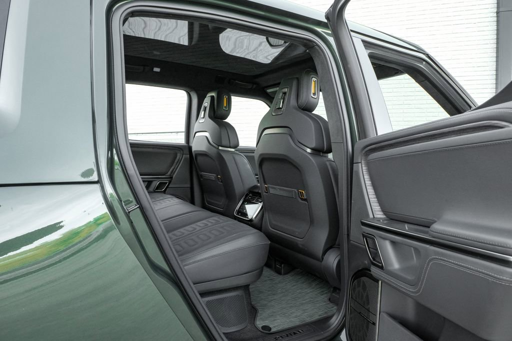 Used 2022 Rivian R1T Adventure image 36