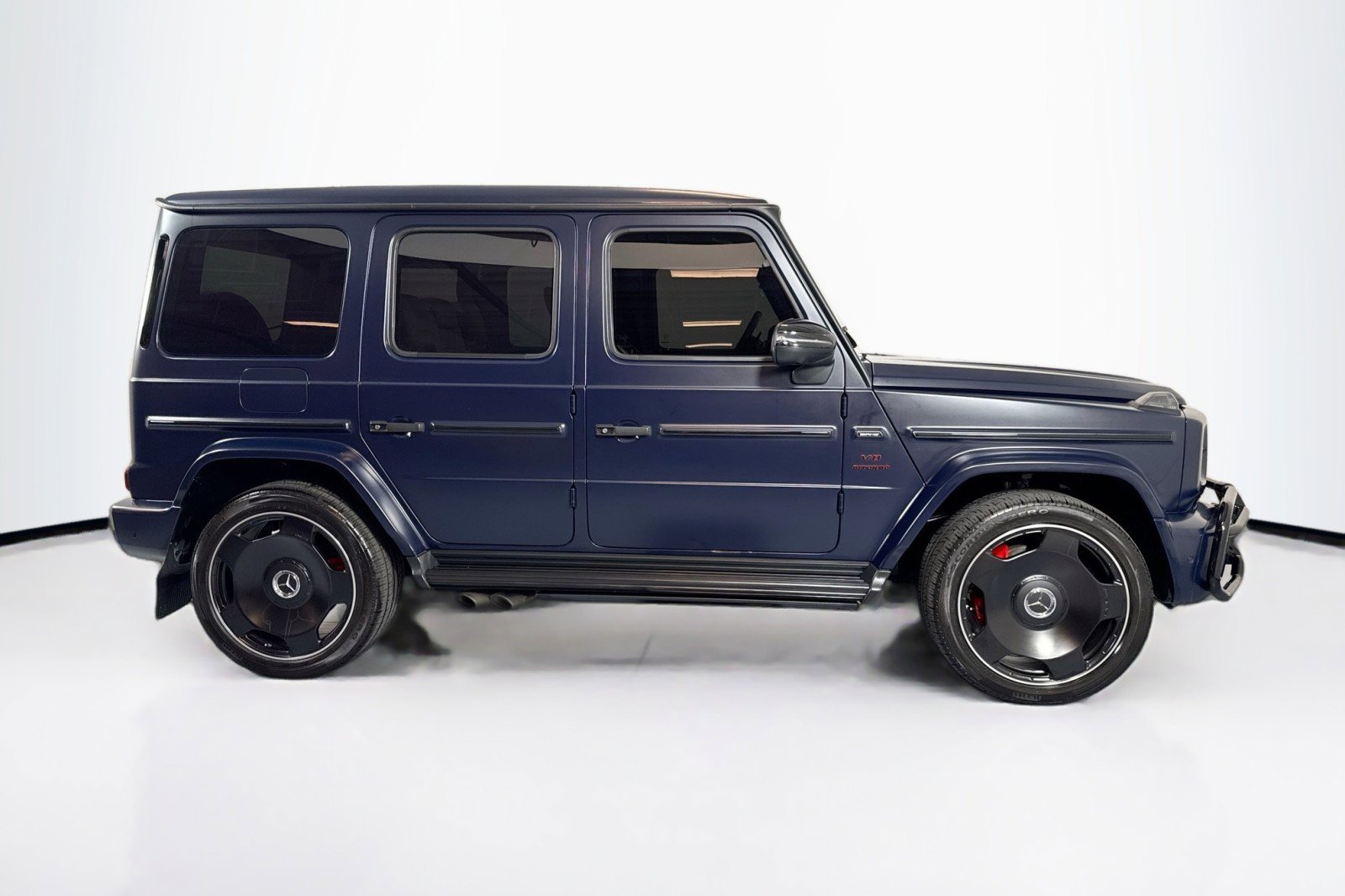 Certified 2021 Mercedes-Benz G 63 AMG 4MATIC w/ G Manufaktur Interior Package image 4