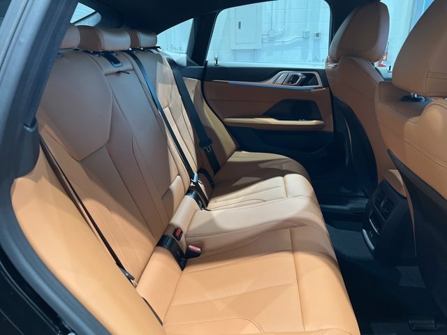 Used 2025 BMW i4 xDrive40i image 53