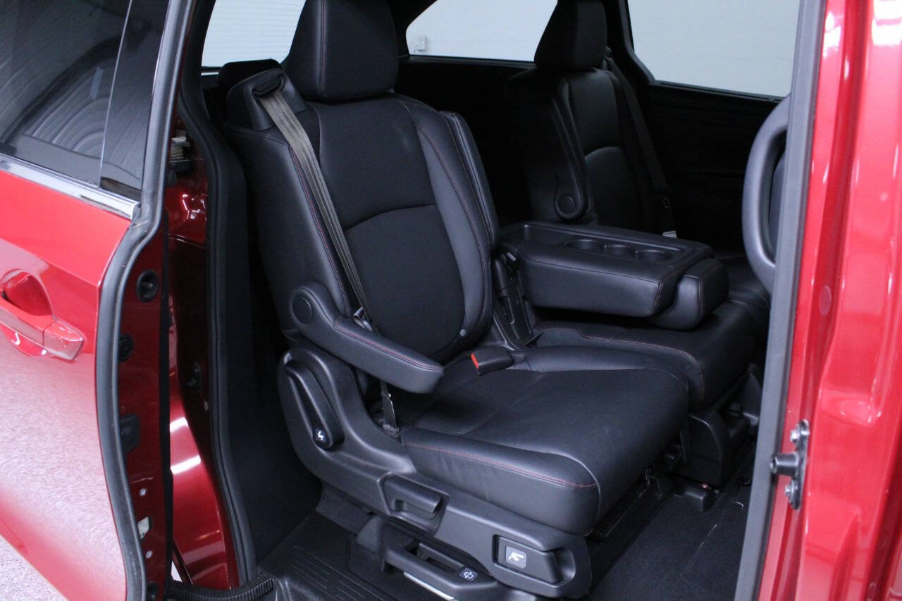 Used 2023 Honda Odyssey Sport image 34