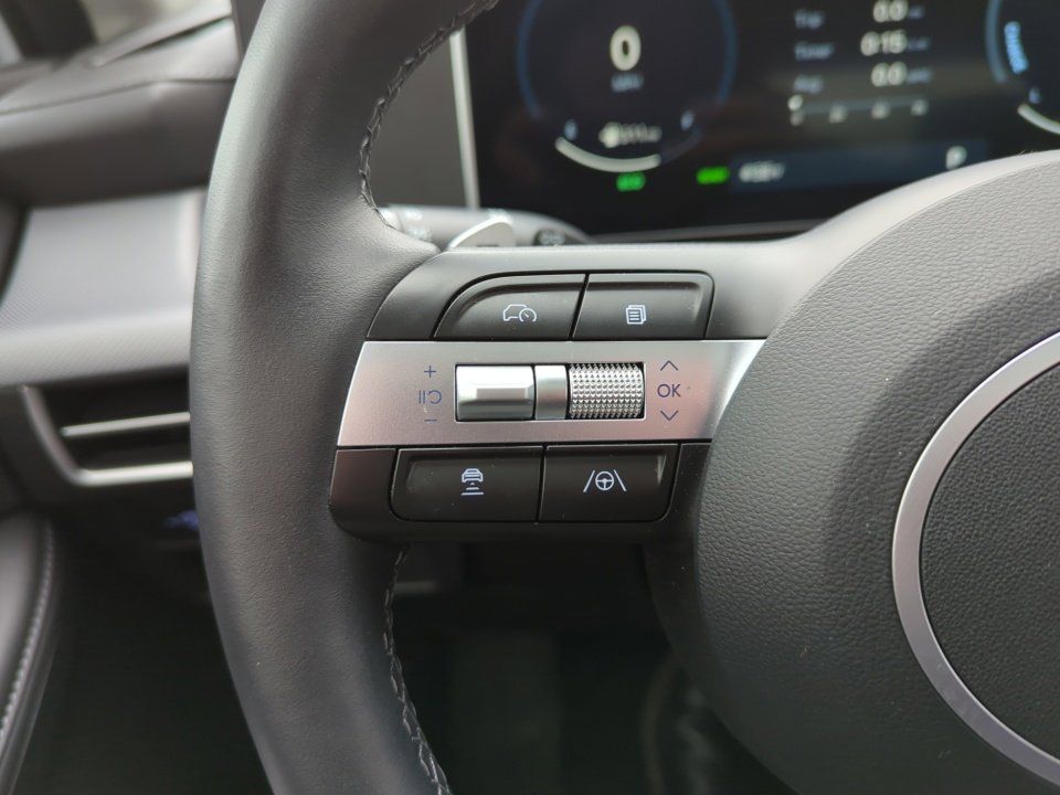 Certified 2025 Hyundai Sonata Limited image 32