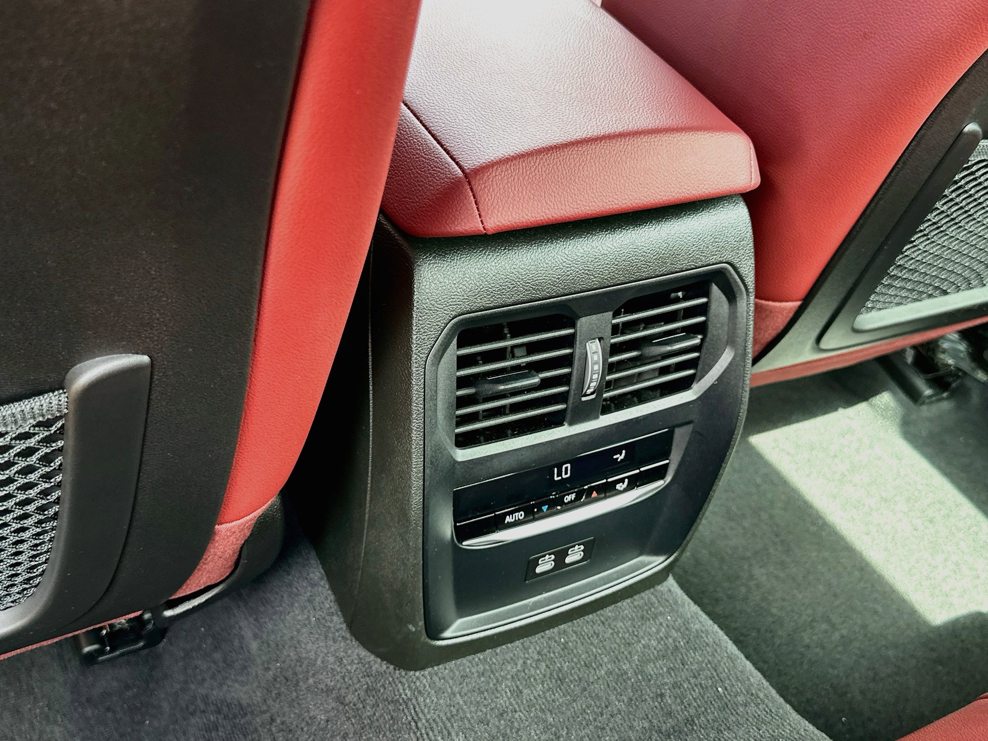 Certified 2023 BMW 330e w/ Convenience Package RWD image 25