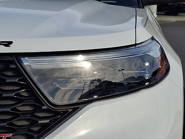 Used 2024 Ford Explorer ST w/ Equipment Group 401A RWD image 9
