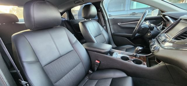 Used 2014 Chevrolet Impala LT FWD image 13