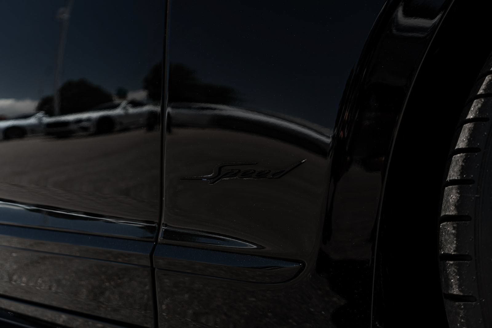 Certified 2025 Bentley Flying Spur Plug-In Hybrid AWD/4WD image 15