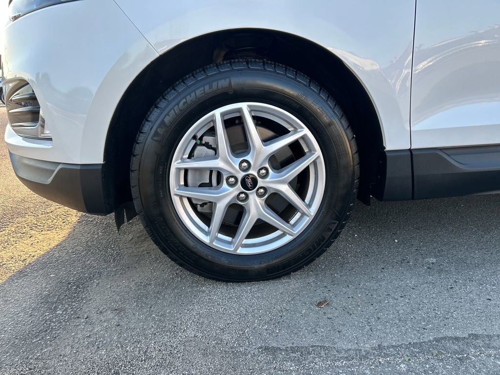 Used 2023 Ford Edge SEL w/ Convenience Package image 23