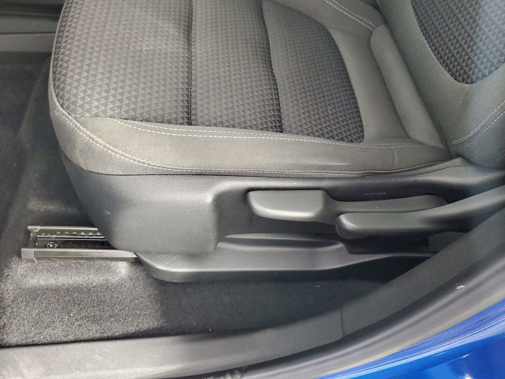 Certified 2022 Chevrolet Bolt EUV LT image 30