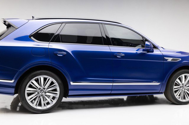 Used 2022 Bentley Bentayga Speed image 37