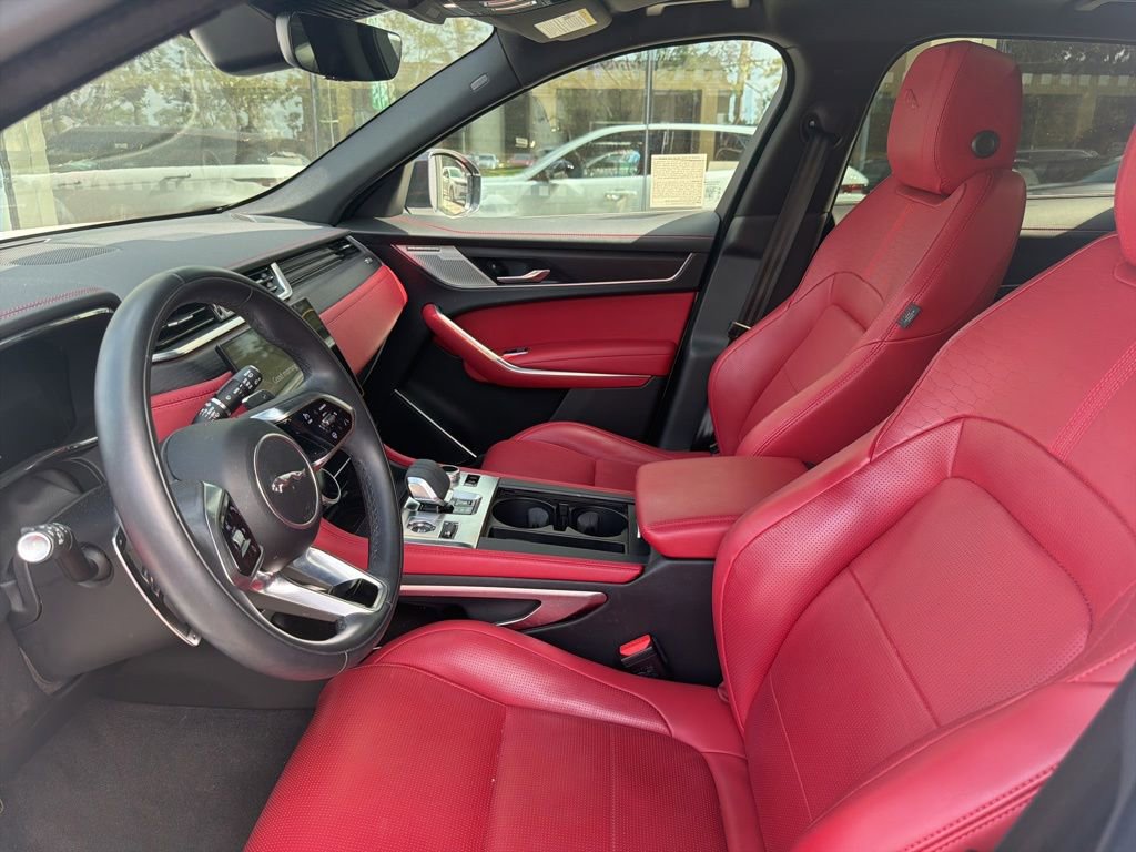 Used 2025 Jaguar F-PACE R-Dynamic S AWD/4WD image 8