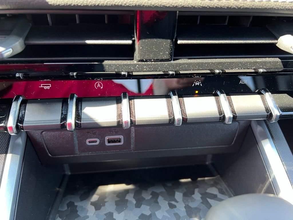 New 2026 Chevrolet Colorado LT image 34