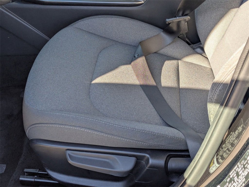 Used 2025 Kia K4 LXS image 19