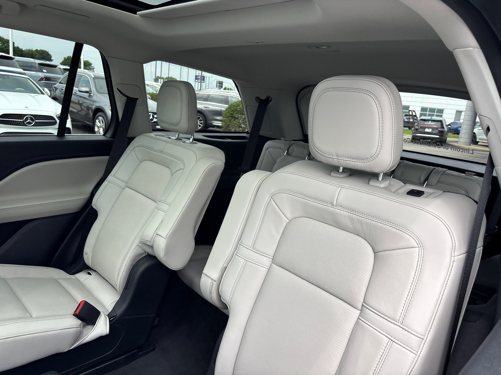 New 2026 Lincoln Aviator Reserve AWD/4WD image 26