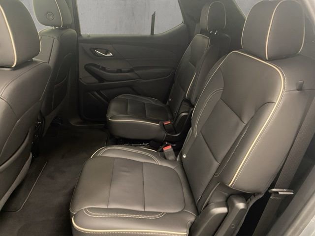 Used 2023 Chevrolet Traverse Premier image 25