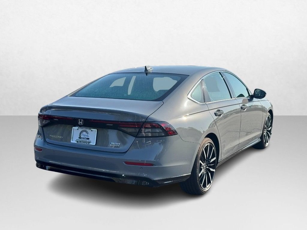 Used 2026 Honda Accord Touring image 8