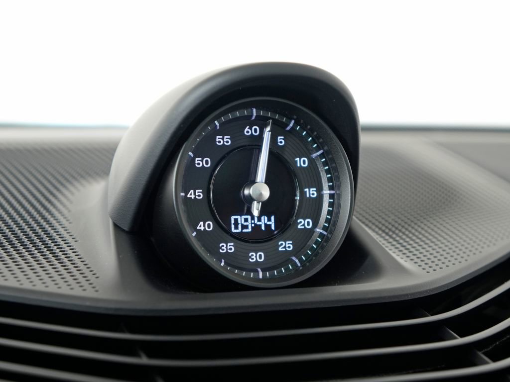 Certified 2022 Porsche Taycan 4S image 28