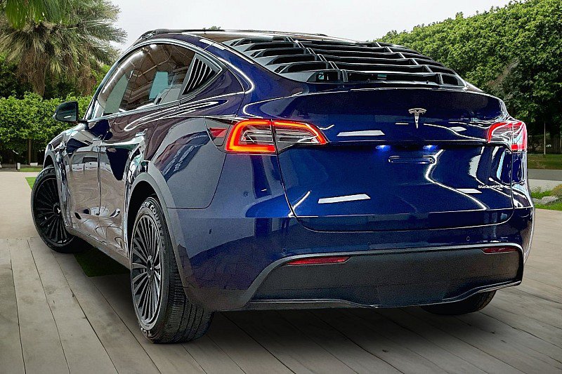 Used 2022 Tesla Model Y Long Range AWD/4WD image 9