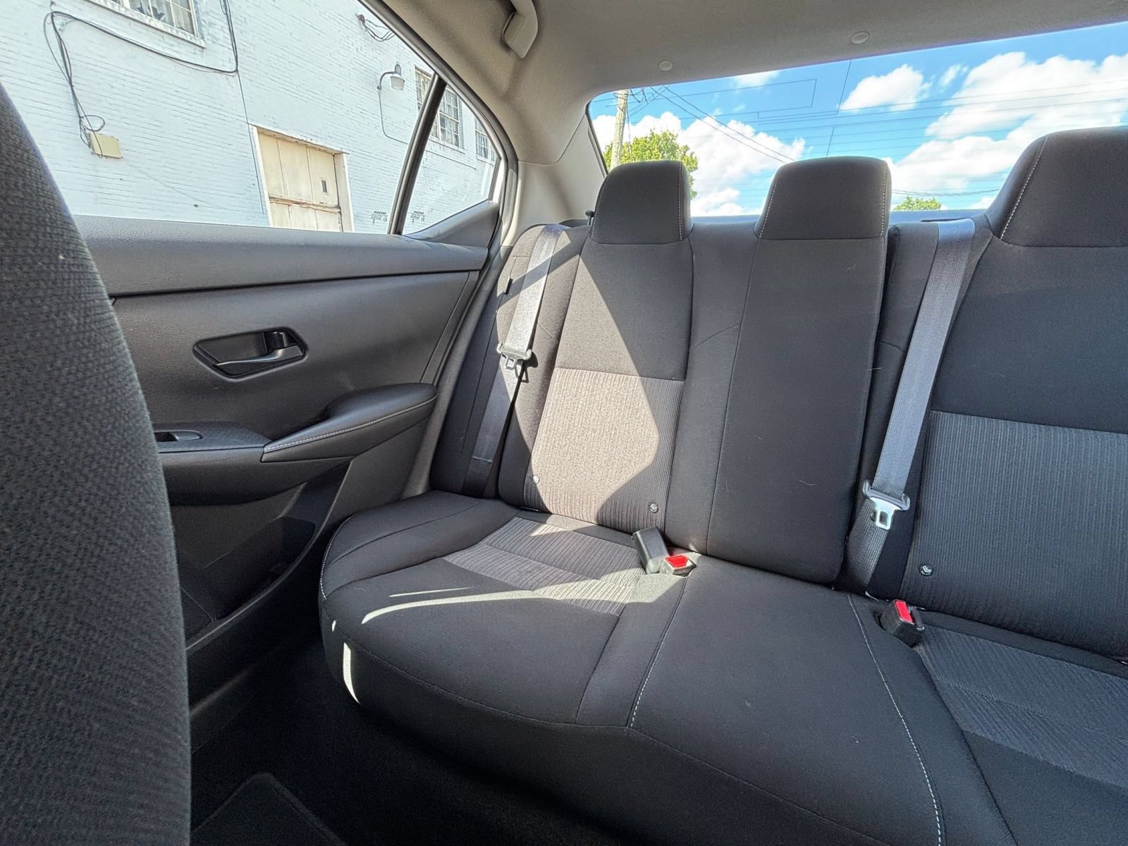 Used 2025 Nissan Sentra SV FWD image 37