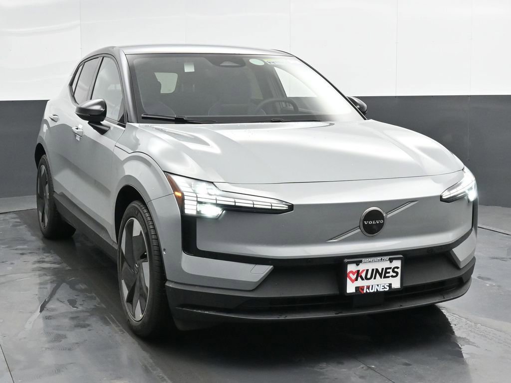 New 2025 Volvo EX30 Ultra image 4