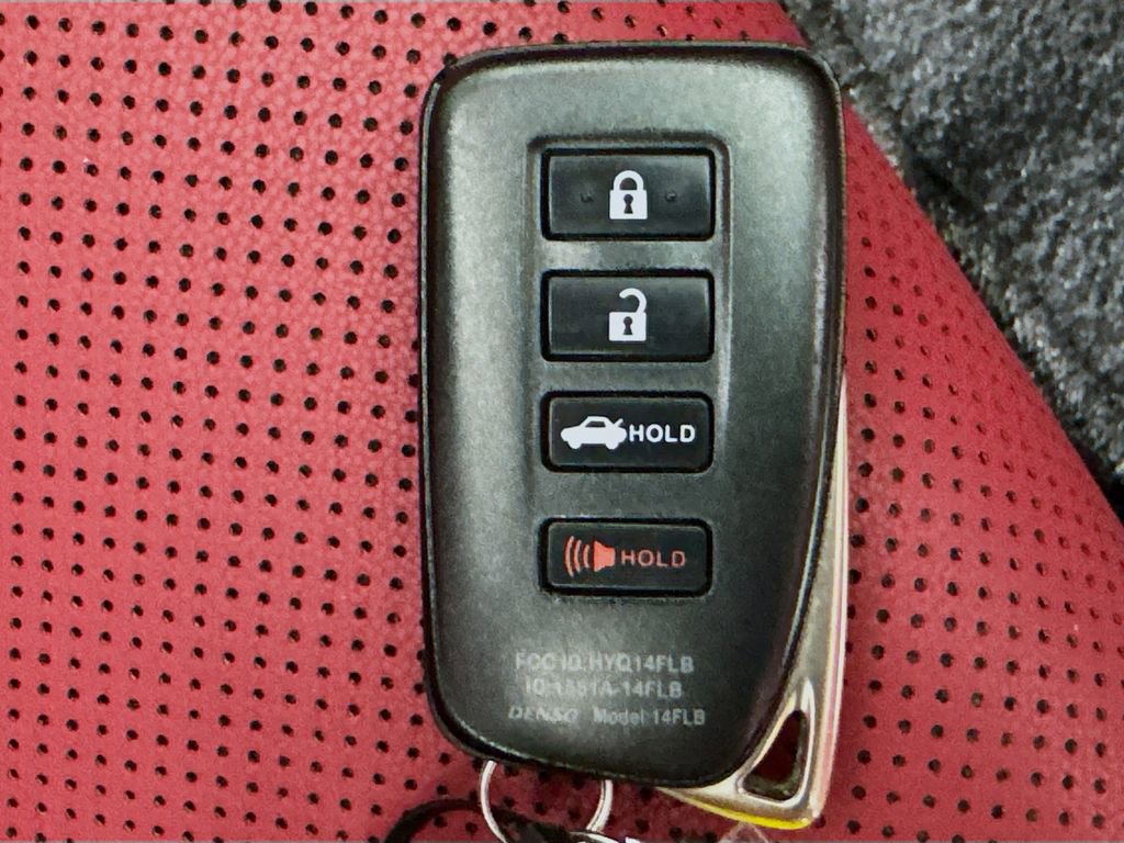 Used 2021 Lexus IS 350 F Sport image 39