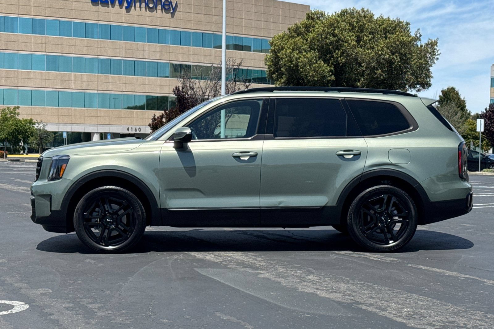 Used 2024 Kia Telluride SX X-Line AWD/4WD image 7