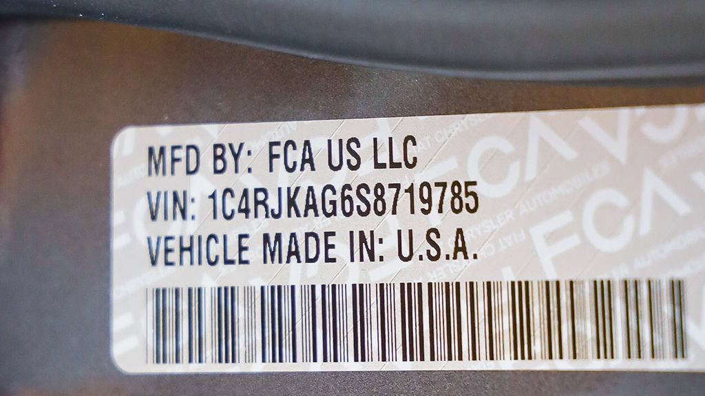 New 2025 Jeep Grand Cherokee L Altitude image 30