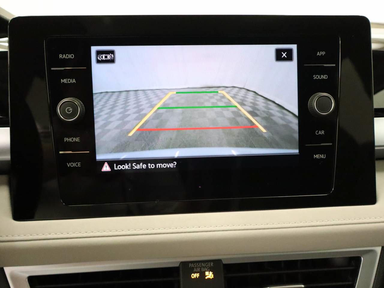 New 2026 Volkswagen Taos SE FWD image 11